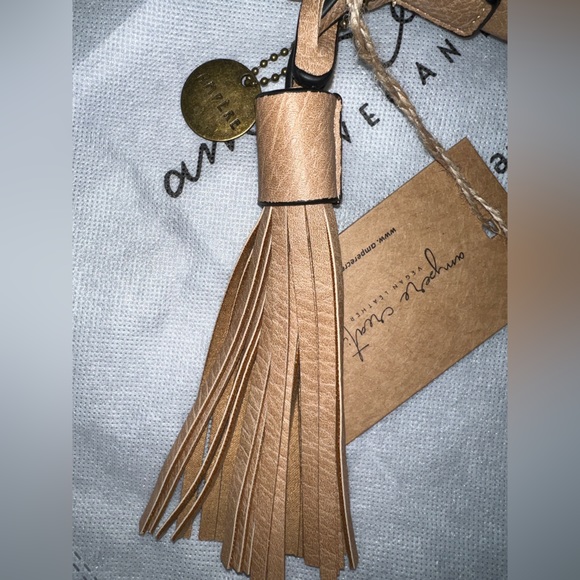 🤎 NWT! Sand Small Flap w/Braid Crossbody - Picture 10 of 12